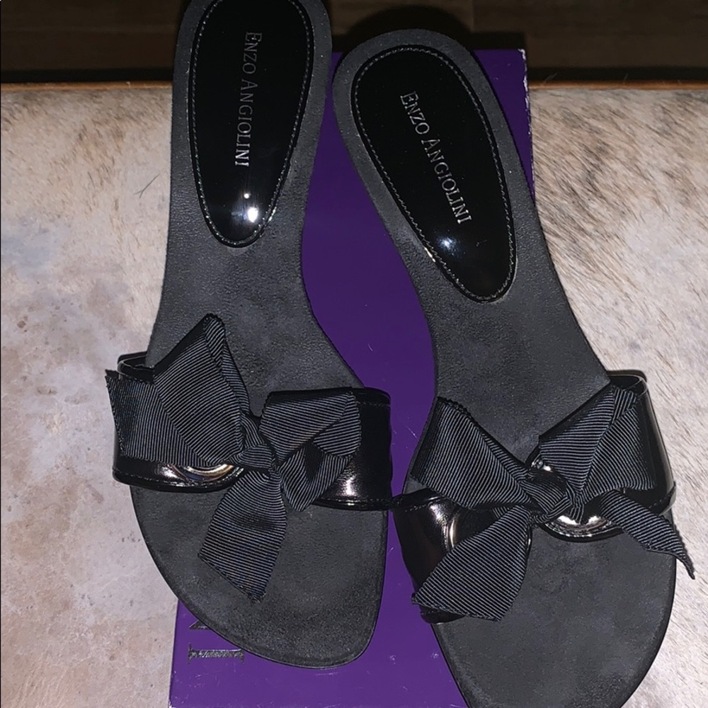 Like new! Enzo Angiolini kitten heels; Eabelicia 8